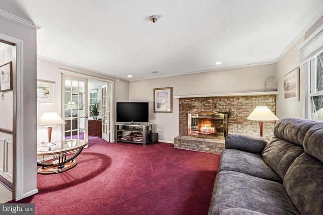 705 IRON POST RD, Moorestown, NJ 08057