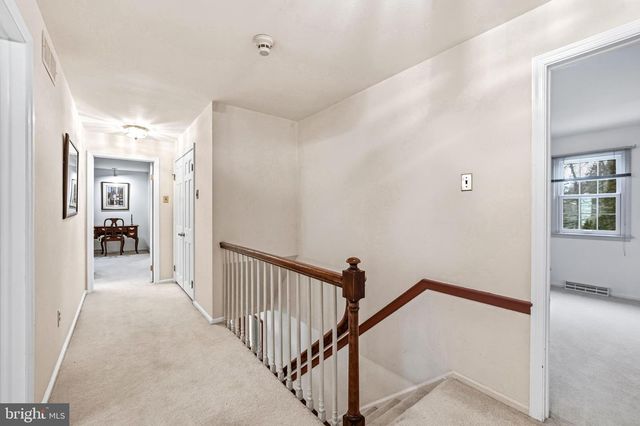 705 IRON POST RD, Moorestown, NJ 08057