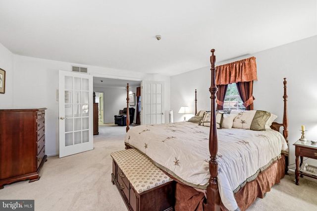 705 IRON POST RD, Moorestown, NJ 08057