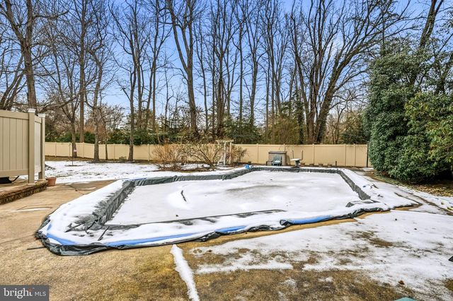 705 IRON POST RD, Moorestown, NJ 08057