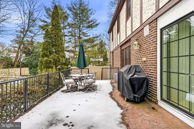 705 IRON POST RD, Moorestown, NJ 08057