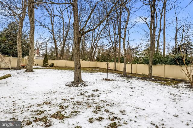 705 IRON POST RD, Moorestown, NJ 08057