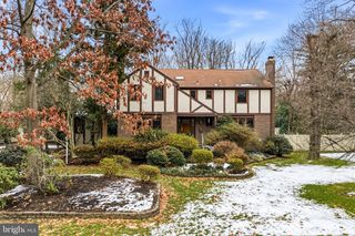 705 IRON POST RD, Moorestown, NJ 08057