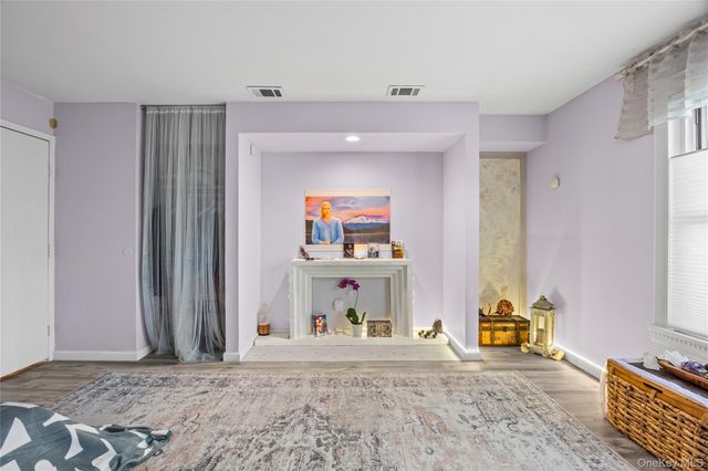 175 Main Avenue 154, Wheatley Heights, NY 11798