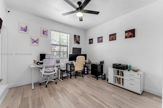 3214 SE 4th Ct, Homestead, FL 33033