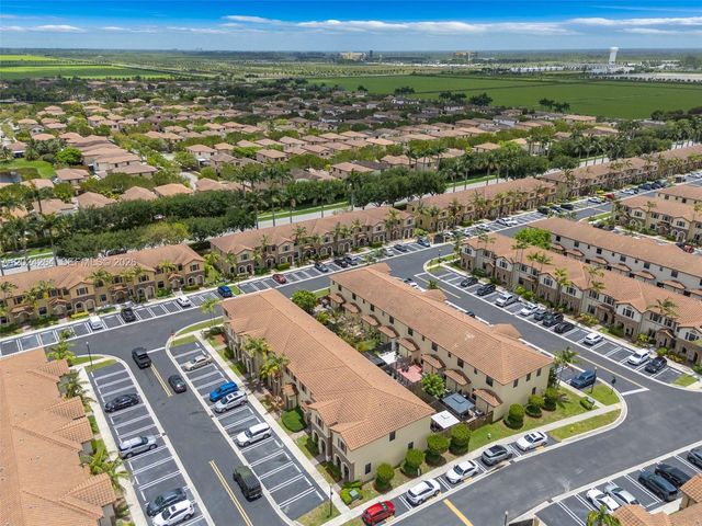 3214 SE 4th Ct, Homestead, FL 33033
