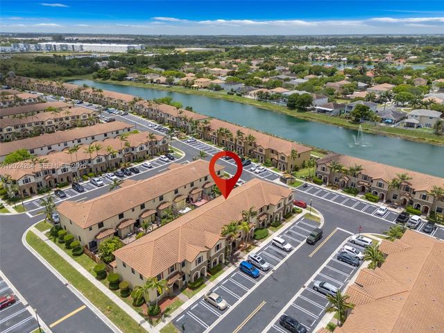 3214 SE 4th Ct, Homestead, FL 33033