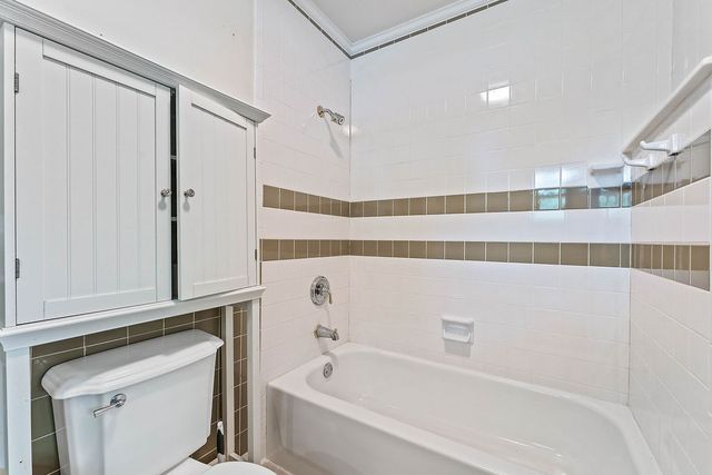 2106 Sandy, Springdale, AR 72762