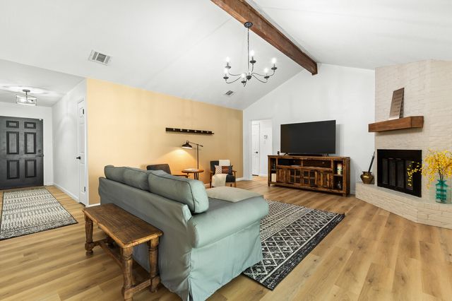 116 Marylee Drive, Hewitt, TX 76643