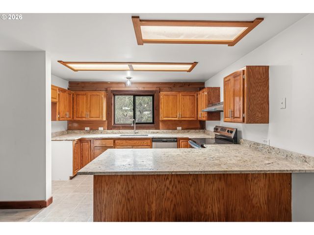 1514 BURBRIDGE Dr, Rogue River, OR 97537
