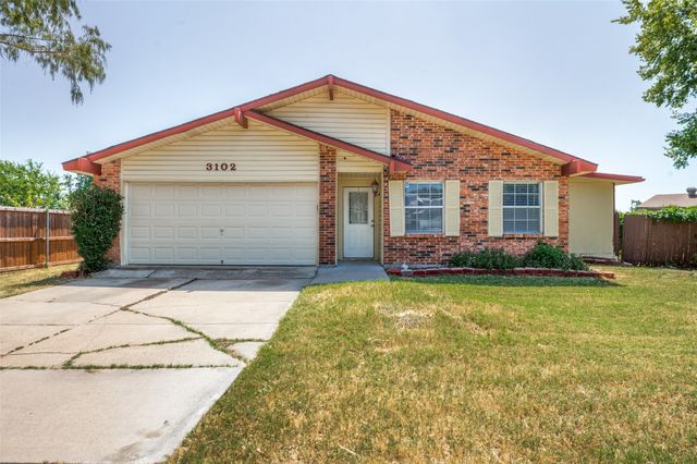 3102 Abbey Road, Carrollton, TX 75007