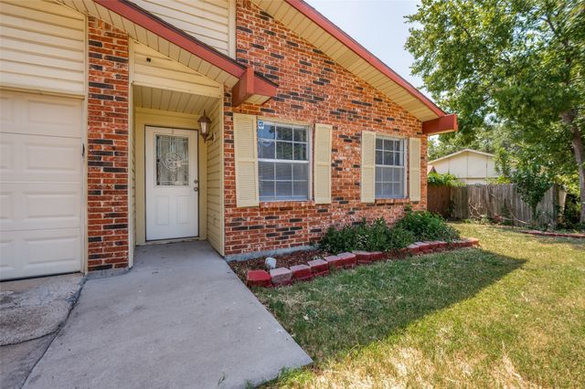 3102 Abbey Road, Carrollton, TX 75007