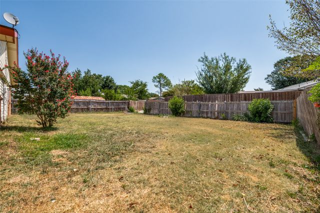 3102 Abbey Road, Carrollton, TX 75007