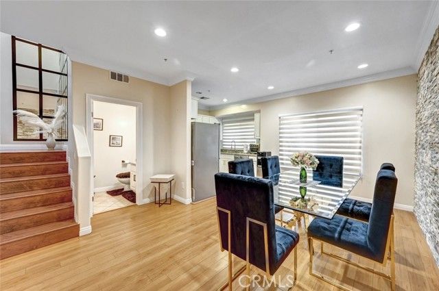 13629 Wyandotte Street 111, Van Nuys (los Angeles), CA 91405