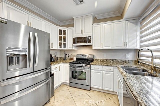 13629 Wyandotte Street 111, Van Nuys (los Angeles), CA 91405