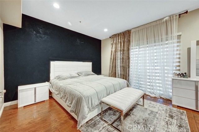 13629 Wyandotte Street 111, Van Nuys (los Angeles), CA 91405