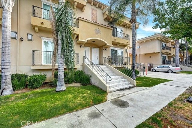 13629 Wyandotte Street 111, Van Nuys (los Angeles), CA 91405