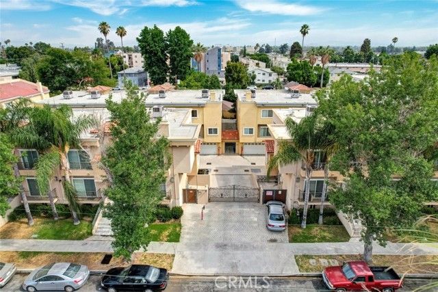 13629 Wyandotte Street 111, Van Nuys (los Angeles), CA 91405