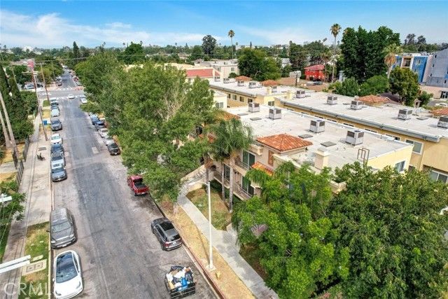 13629 Wyandotte Street 111, Van Nuys (los Angeles), CA 91405