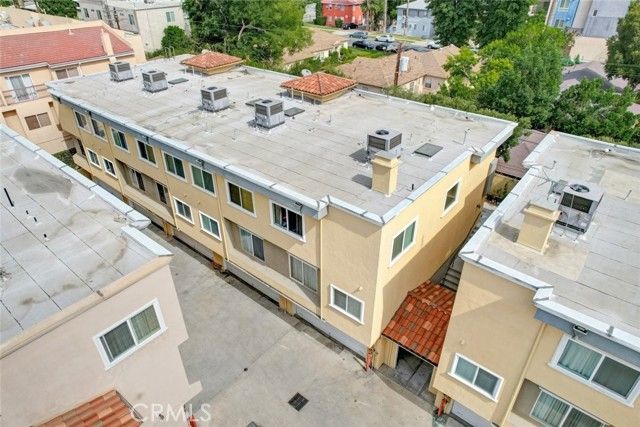 13629 Wyandotte Street 111, Van Nuys (los Angeles), CA 91405