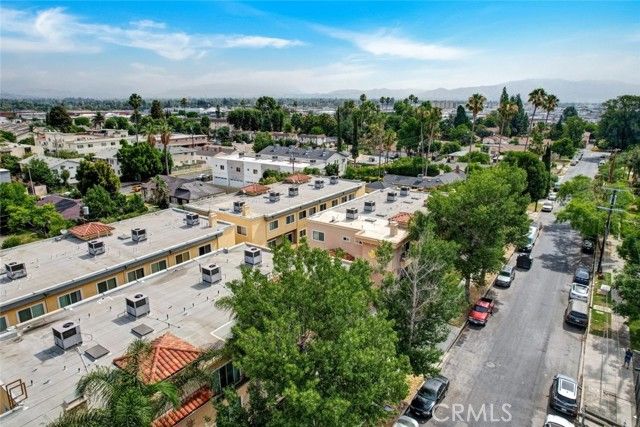 13629 Wyandotte Street 111, Van Nuys (los Angeles), CA 91405