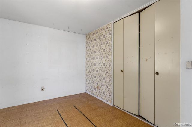 2378 Dawes Avenue, Shelby Twp, MI 48317