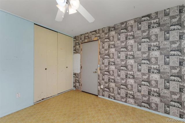 2378 Dawes Avenue, Shelby Twp, MI 48317