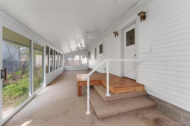 2378 Dawes Avenue, Shelby Twp, MI 48317