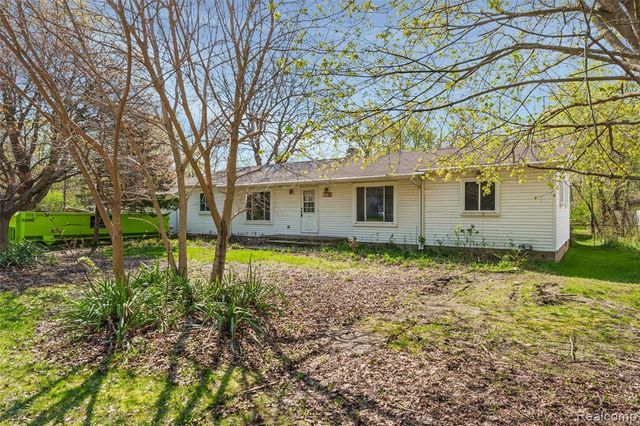 2378 Dawes Avenue, Shelby Twp, MI 48317