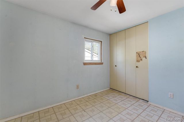 2378 Dawes Avenue, Shelby Twp, MI 48317