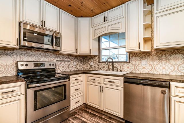 920 W BONITA Avenue, Amarillo, TX 79108