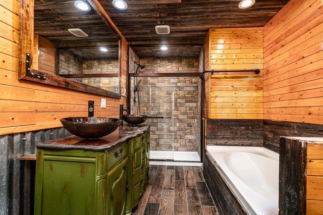 920 W BONITA Avenue, Amarillo, TX 79108