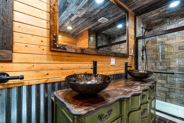 920 W BONITA Avenue, Amarillo, TX 79108