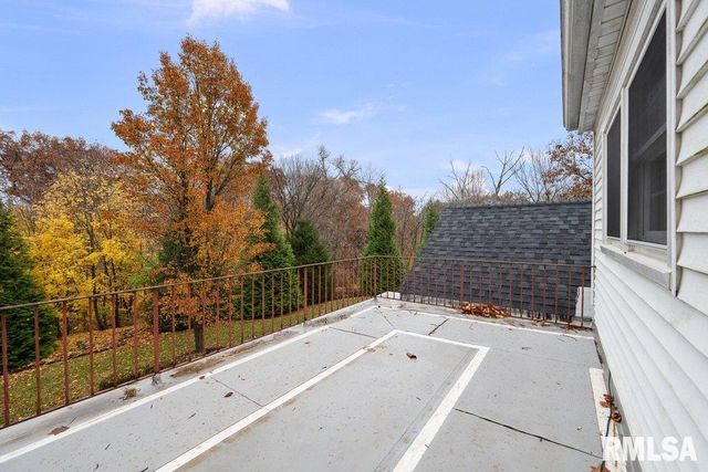 777 25TH Avenue Court, Moline, IL 61265