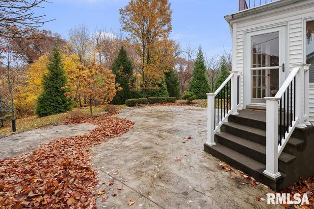 777 25TH Avenue Court, Moline, IL 61265