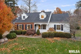 777 25TH Avenue Court, Moline, IL 61265