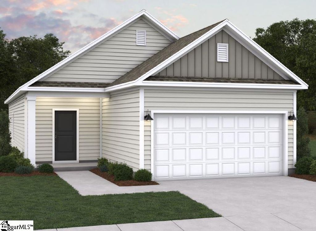 13 Leacock Drive, Fountain Inn, SC 29644