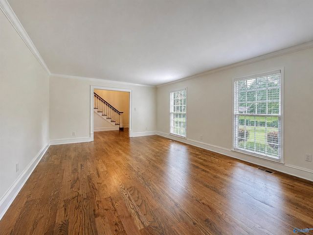 1706 Woodmont Drive SE, Decatur, AL 35601
