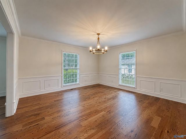 1706 Woodmont Drive SE, Decatur, AL 35601