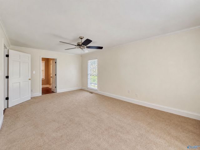 1706 Woodmont Drive SE, Decatur, AL 35601