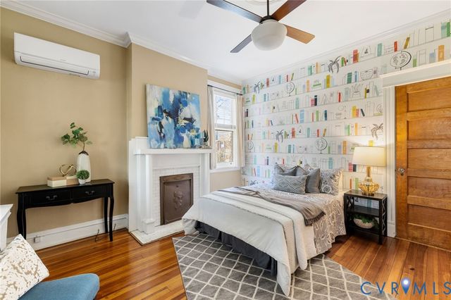 2804 W Grace St, Richmond, VA 23221