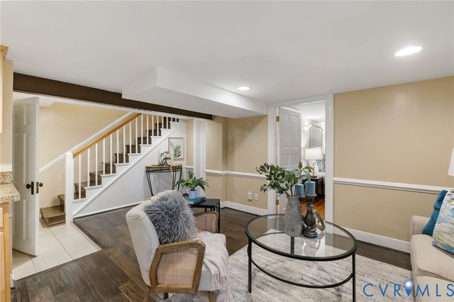 2804 W Grace St, Richmond, VA 23221