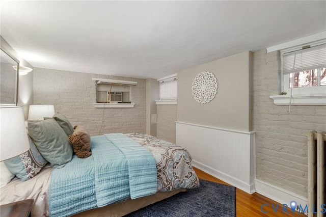 2804 W Grace St, Richmond, VA 23221