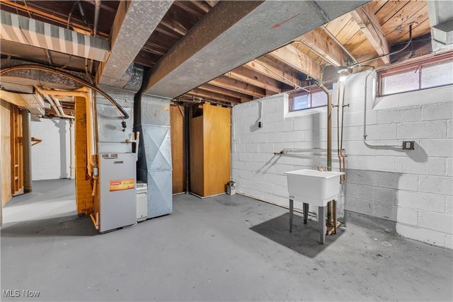 3424 Fortune Avenue, Parma, OH 44134