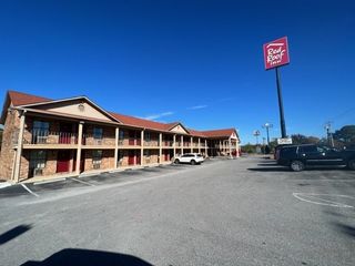 1292 S Walnut Ave, Cookeville, TN 38501