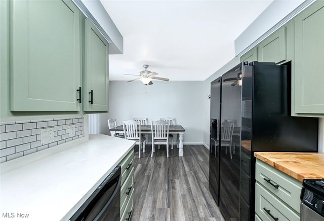 76 Clinton Avenue, Akron, OH 44301