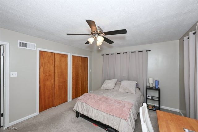 76 Clinton Avenue, Akron, OH 44301