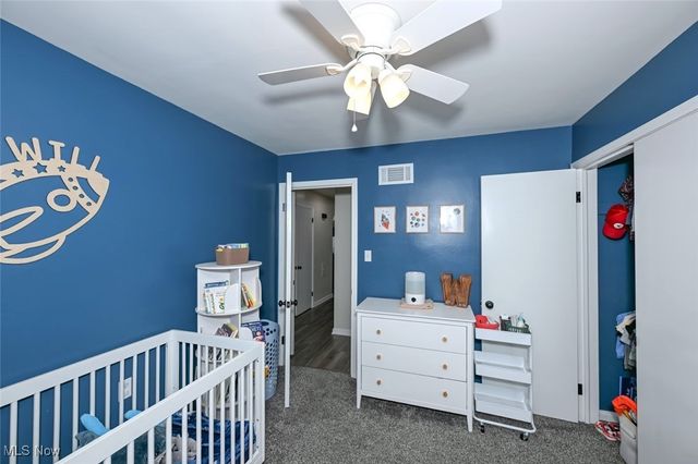 76 Clinton Avenue, Akron, OH 44301