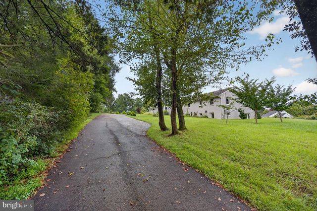 10022 COLVIN RUN, Great Falls, VA 22066