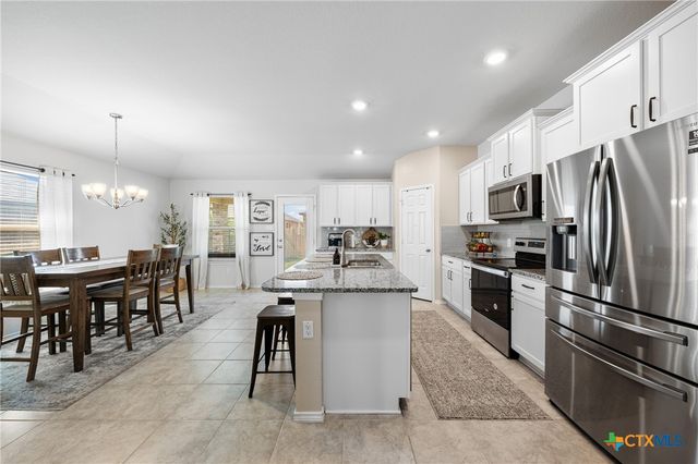 8807 Hidden Oaks Drive, Temple, TX 76502